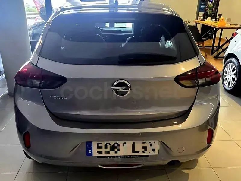 Usado Opel Corsa Elegance 100 CV (73 kW) 2021 Gris / plata Utilitario