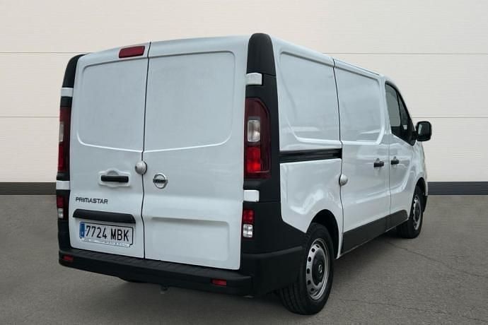 Usado Nissan Primastar 110 HP (80 kW) 2022 Monovolume