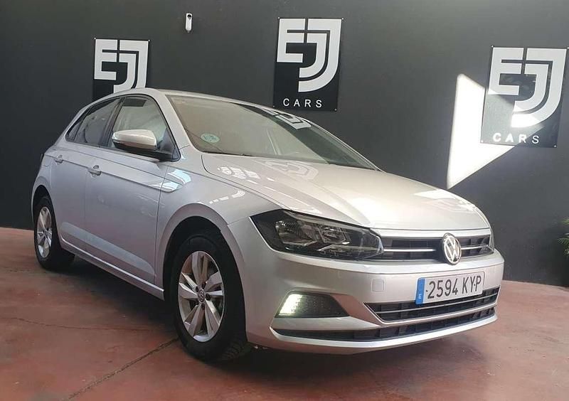 Usado VW Polo Advance 80 CV (58 kW) 2019 Gris Utilitario