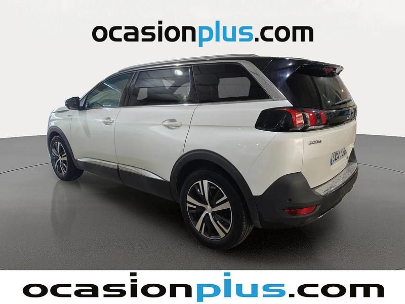 Usado Peugeot 5008 GT-line 130 CV (95 kW) 2019 Blanco SUV