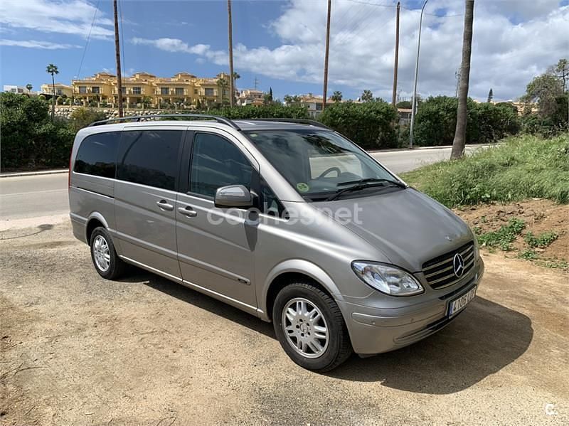 Usado Mercedes Viano 116 CV (85 kW) 2010 Gris / plata Monovolumen