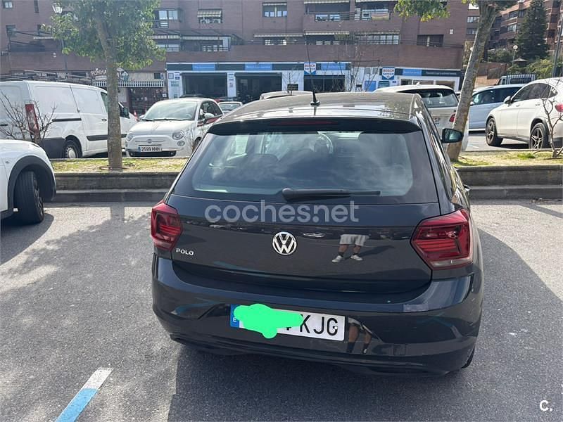 Usado VW Polo Edition 75 CV (55 kW) 2018 Gris / plata Utilitario