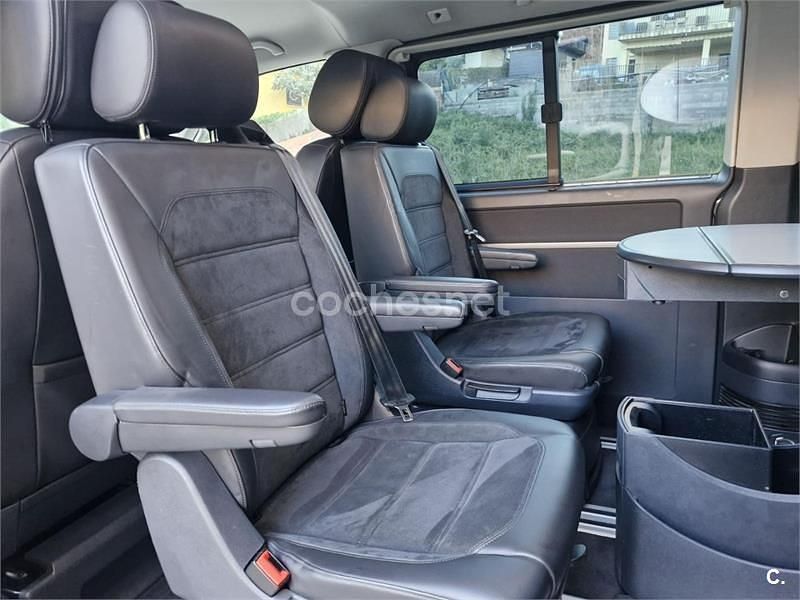 Usado VW Multivan 150 CV (110 kW) 2019 Gris / plata Van