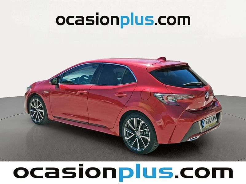 Usado Toyota Corolla Advance 180 CV (132 kW) 2019 Rojo Utilitario