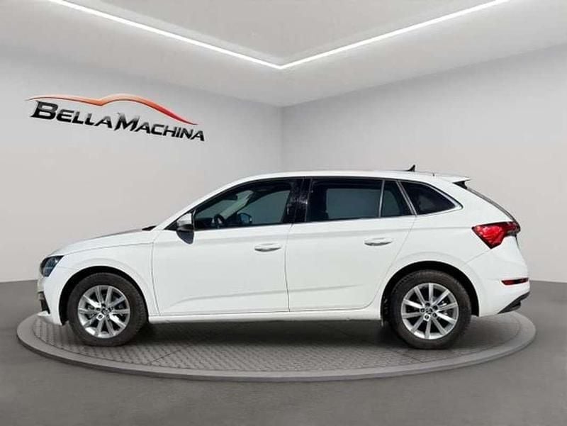 Usado Skoda Scala Ambition 116 HP (85 kW) 2020 Branco Citadino