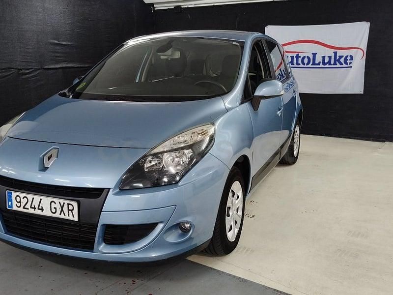 Usado Renault Scénic III Dynamique 105 CV (77 kW) 2010 Azul Monovolumen