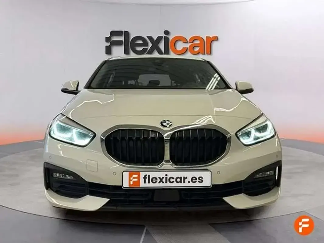 Occasion BMW 118 150 PK (110 kW) 2021 Wit Hatchback