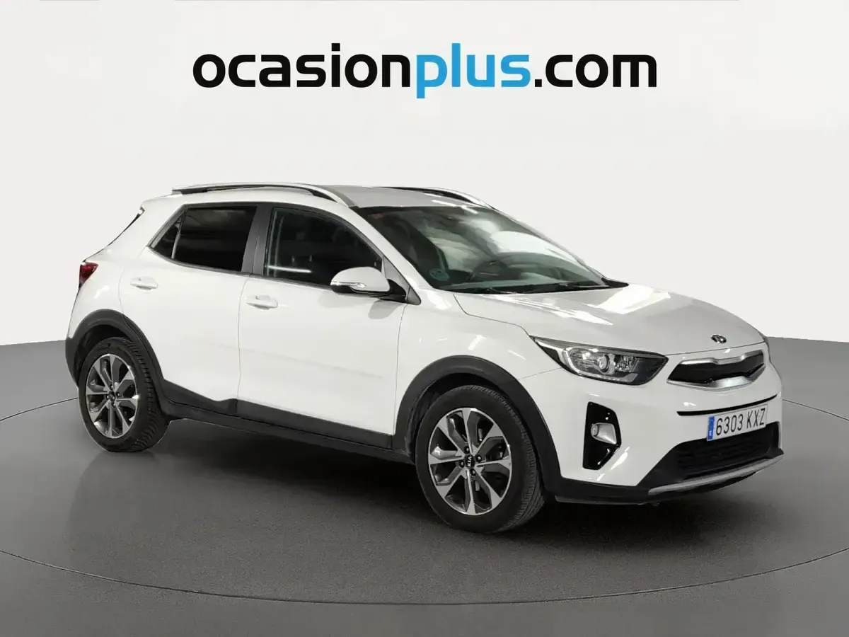 Usado Kia Stonic 100 CV (73 kW) 2019 Blanco SUV