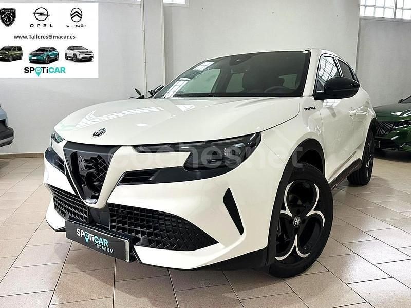 Blanco Usado 2025 Alfa Romeo Junior Edizione Speciale SUV | 26.300 € (Precio justo) - Imagen 1/4