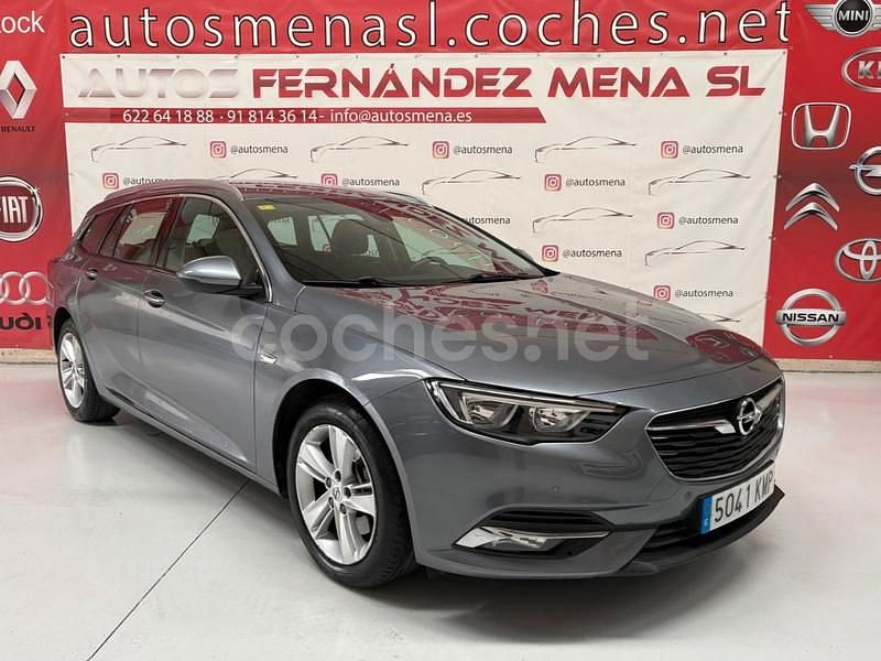 Gris / plata Usado 2018 Opel Insignia Eco Familiar | 9500 € (Precio justo) - Imagen 1/4