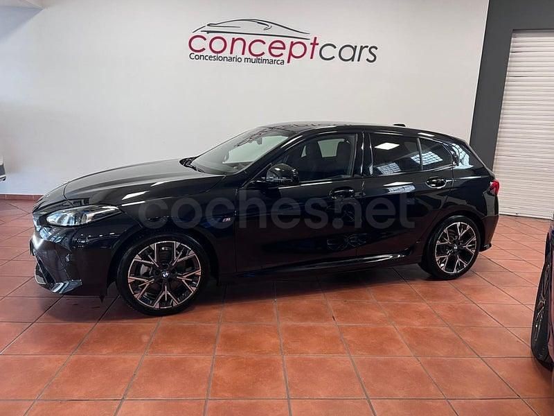 Usado BMW 120 M Sport 170 CV (125 kW) 2025 Negro Utilitario