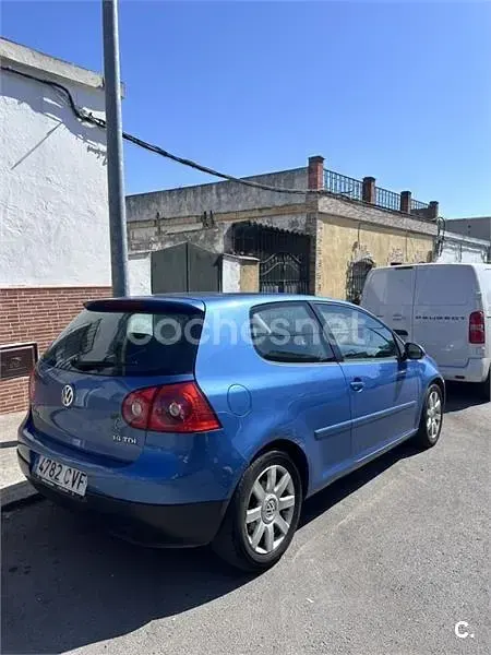 Usado VW Golf IV Sportline 105 CV (77 kW) 2004 Azul Berlina