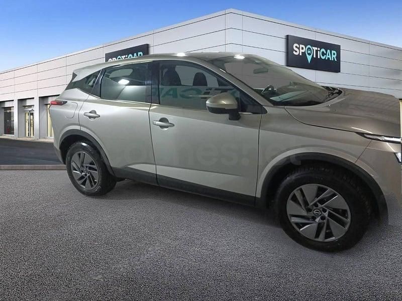 Usado Nissan Qashqai Acenta 158 CV (116 kW) 2023 Gris SUV