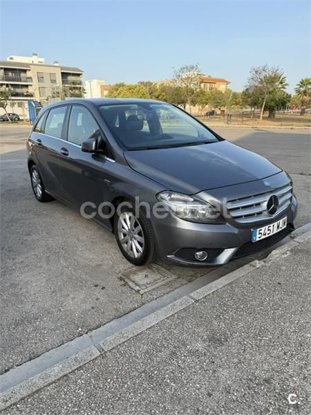 Gris / plata Usado 2012 Mercedes B200 Monovolumen | 10.500 € (Un poco caro) - Imagen 1/4