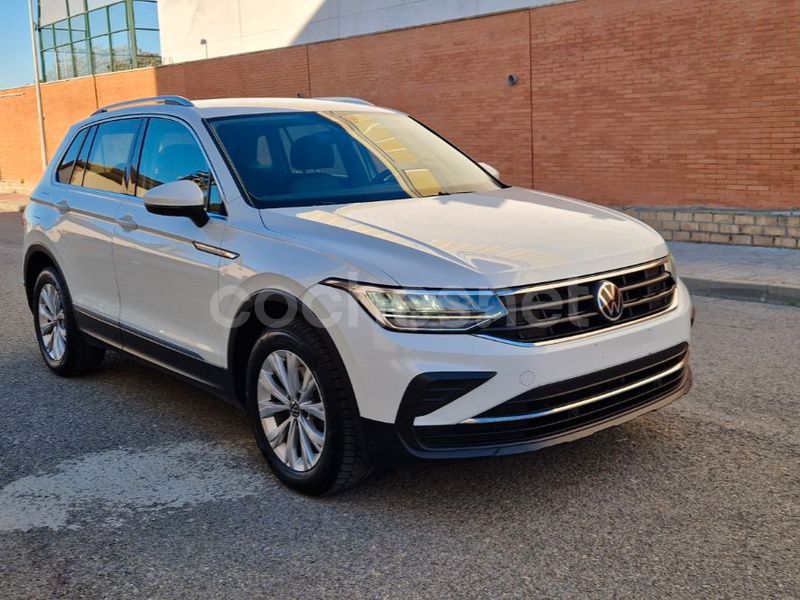 Blanco Usado 2022 VW Tiguan Life SUV | 26.999 € (Super precio) - Imagen 1/4