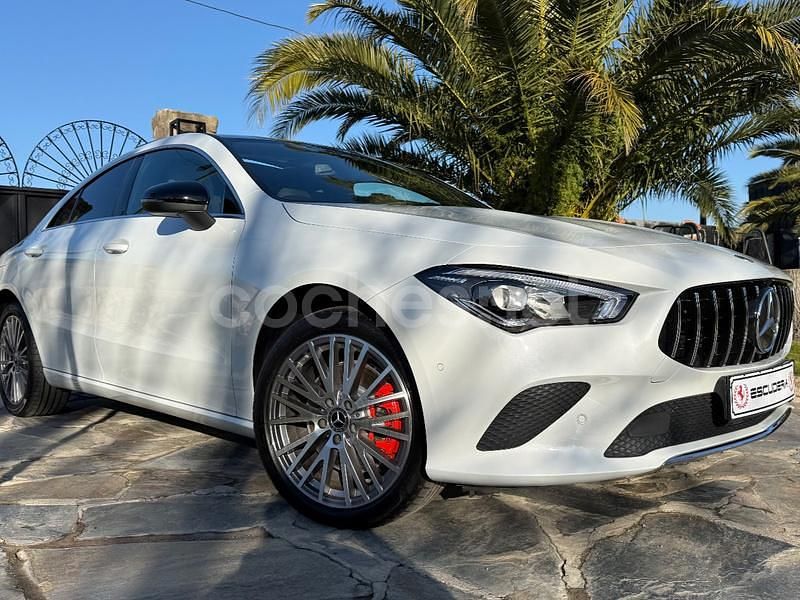 Blanco Usado 2023 Mercedes CLA250e Berlina | 34.999 € (Un poco caro) - Imagen 1/4