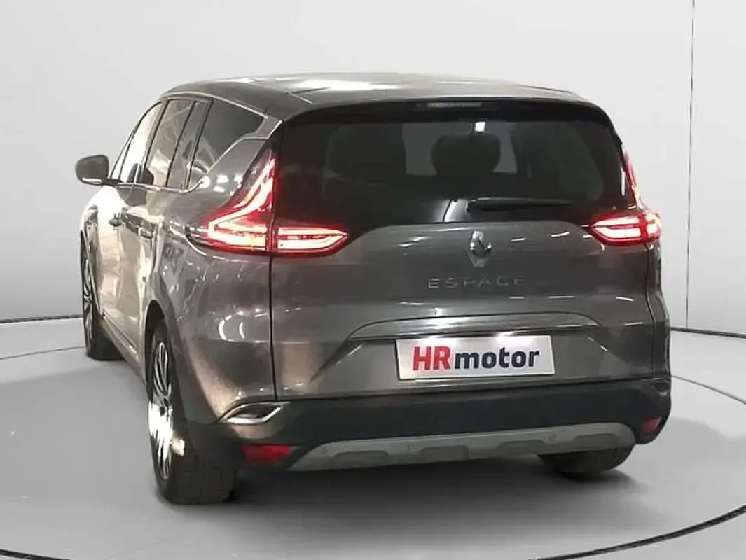 Usado Renault Espace Initiale Paris 160 CV (117 kW) 2018 Gris Monovolumen