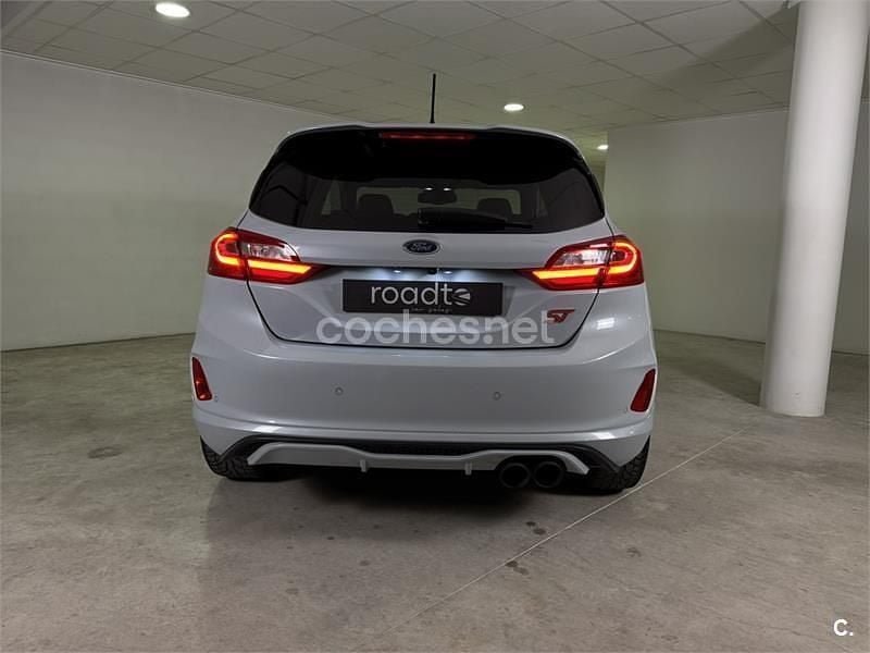 Usado Ford Fiesta ST 200 CV (147 kW) 2019 Gris / plata Utilitario