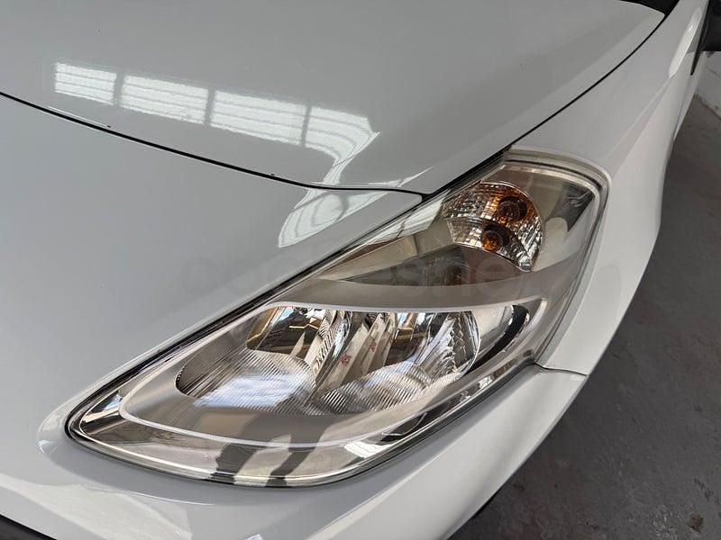 Usado Renault Clio II Expression 75 CV (55 kW) 2011 Blanco Berlina