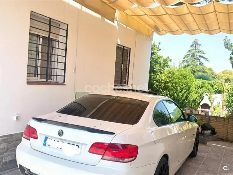 Usado BMW 320 170 CV (125 kW) 2008 Blanco Coupe