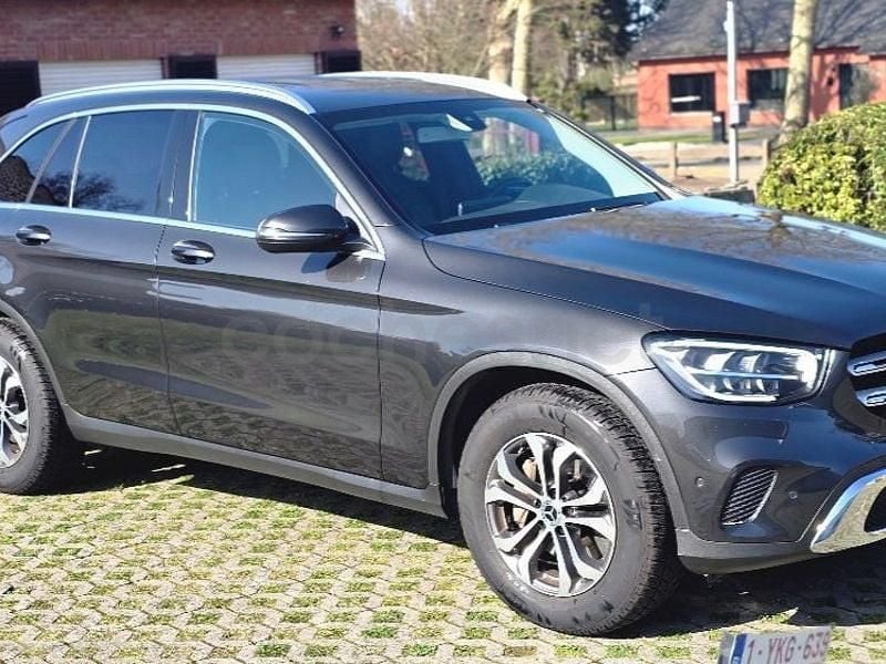 Usado Mercedes GLC200 163 CV (119 kW) 2020 Negro SUV