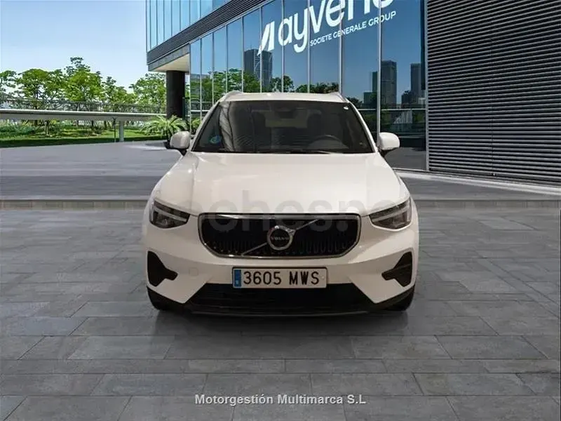 Usado Volvo XC40 Core 197 CV (144 kW) 2024 Blanco SUV