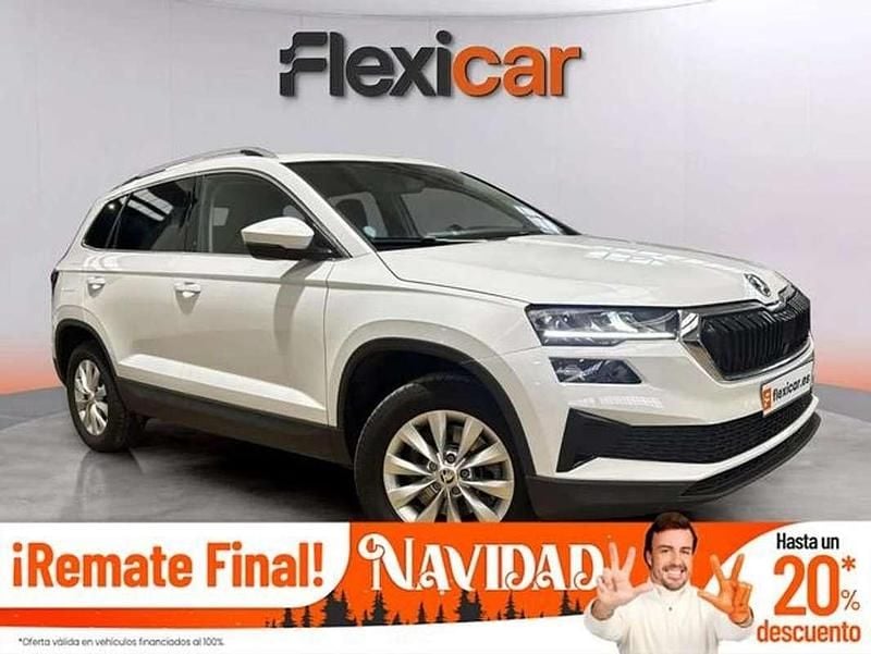Blanco Usado 2022 Skoda Karoq Ambition SUV | 21.990 € (Buen precio) - Imagen 1/4