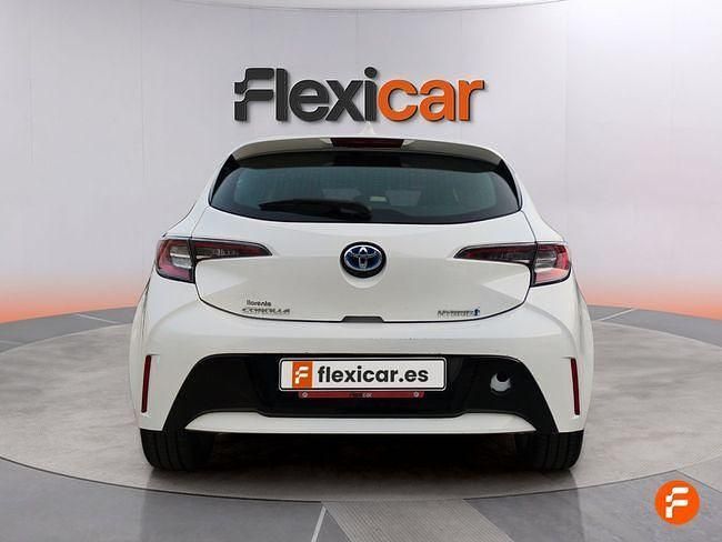 Usado Toyota Corolla Business Edition 122 CV (89 kW) 2021 Blanco