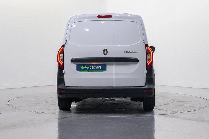 Usado Renault Kangoo 95 CV (69 kW) 2022 Negro Monovolumen