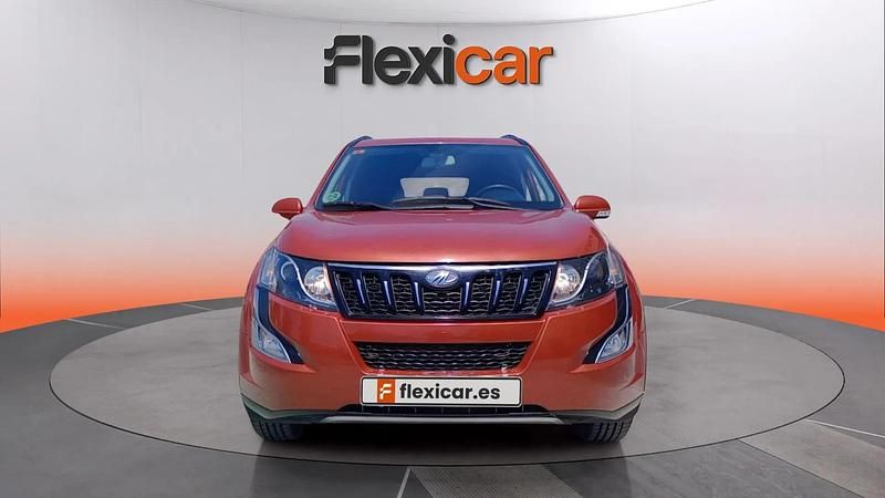 Usado Mahindra XUV500 140 CV (102 kW) 2018 Naranja SUV