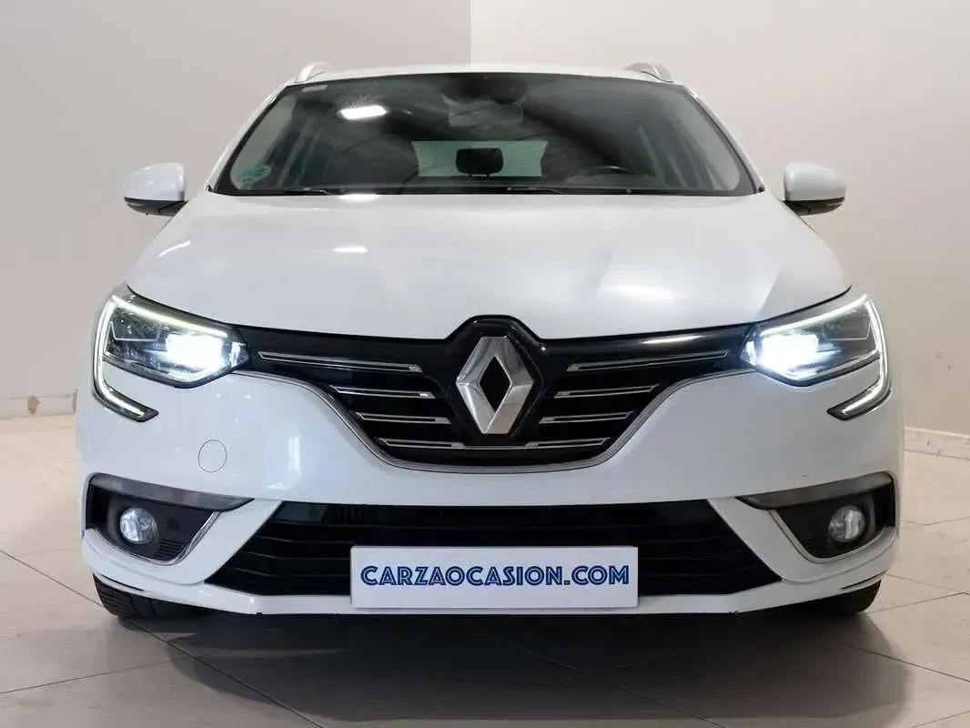 Usado Renault Mégane GrandTour Zen 140 CV (102 kW) 2020 Familiar