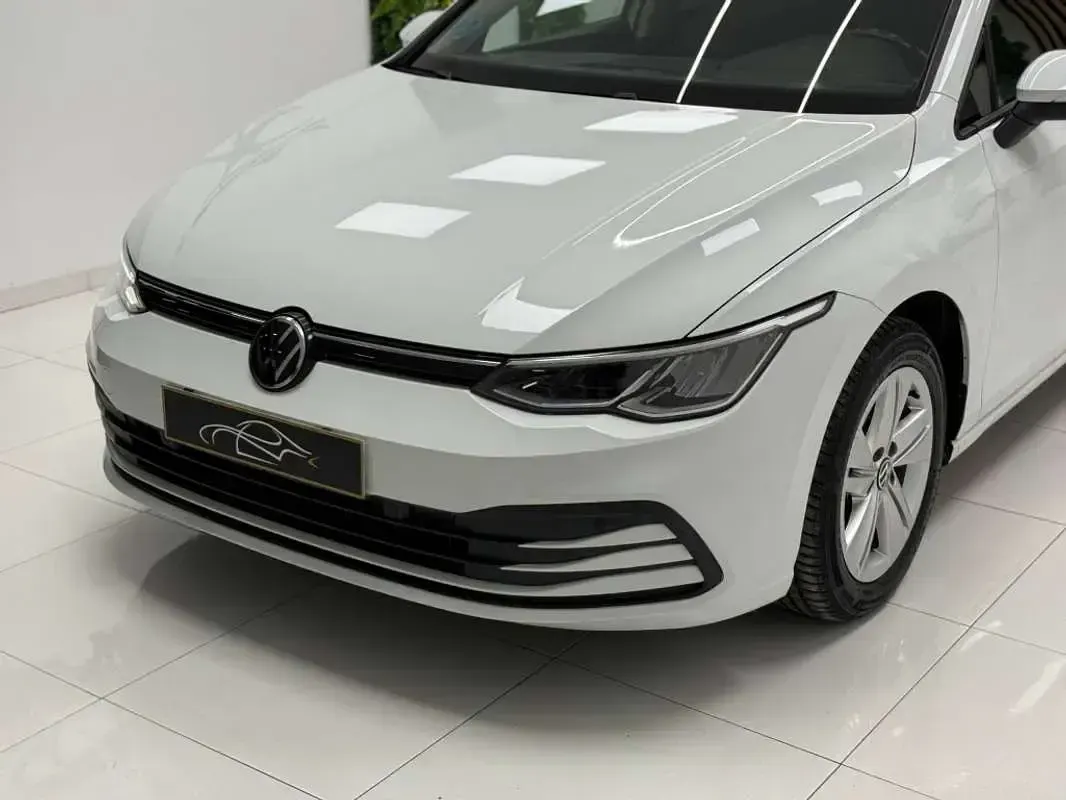 Usado VW Golf VIII 116 CV (85 kW) 2021 Blanco Utilitario