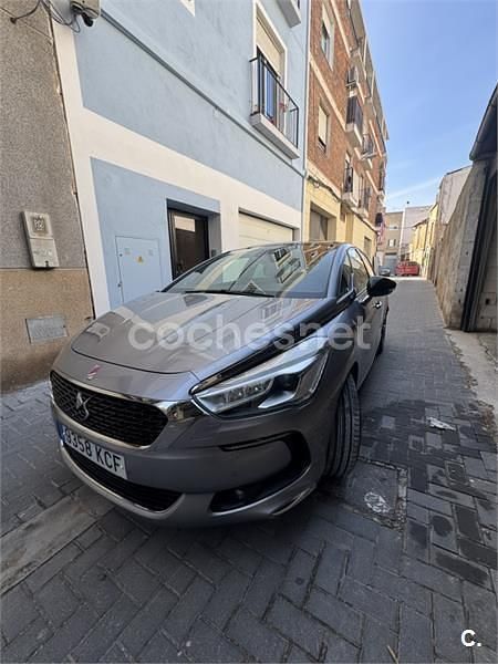 Usado DS Automobiles DS5 Style 181 CV (133 kW) 2017 Gris / plata Utilitario