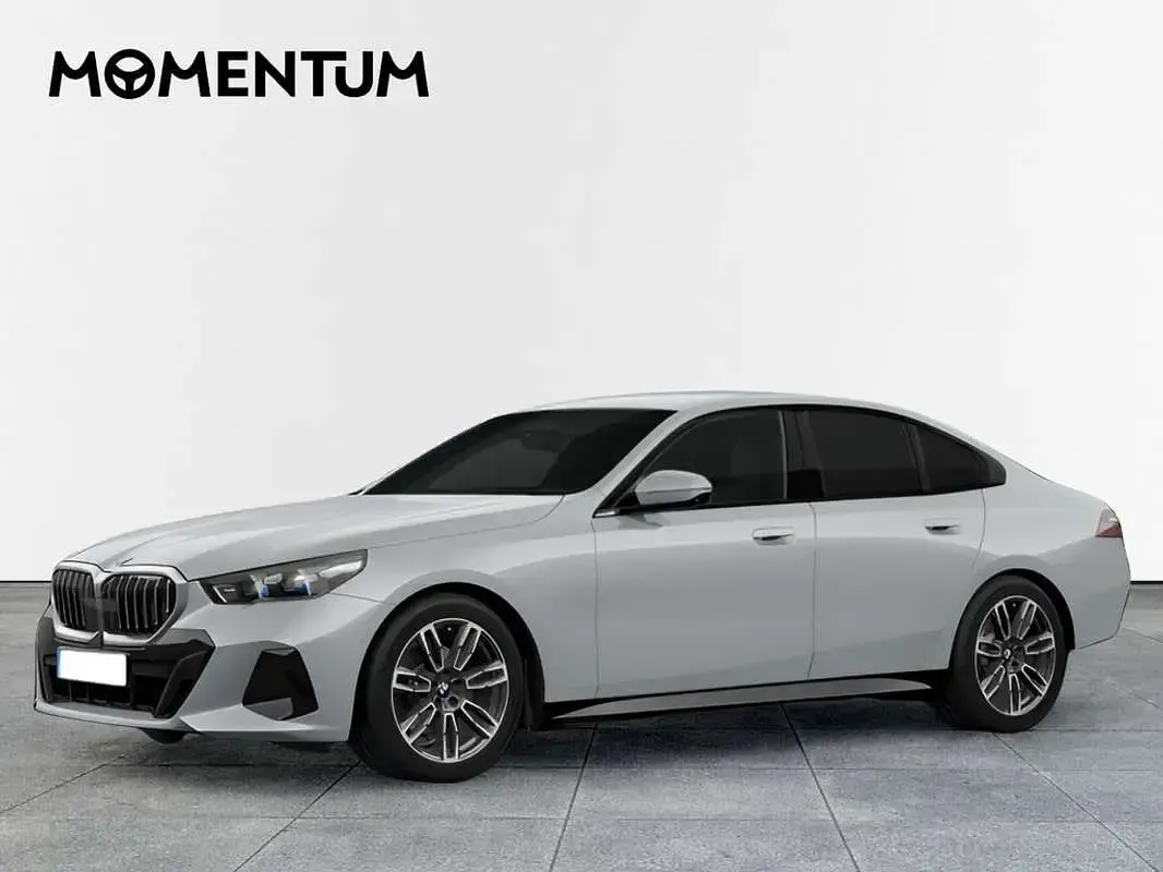 Usado BMW 520 197 CV (144 kW) 2025 Gris Berlina