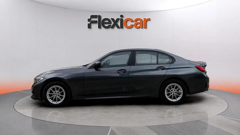Usado BMW 318 151 CV (111 kW) 2021 Gris Familiar