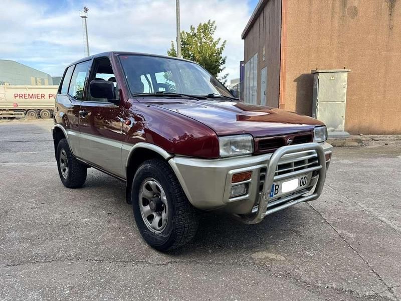 Usado Nissan Terrano 99 CV (72 kW) 1993 Burdeos SUV
