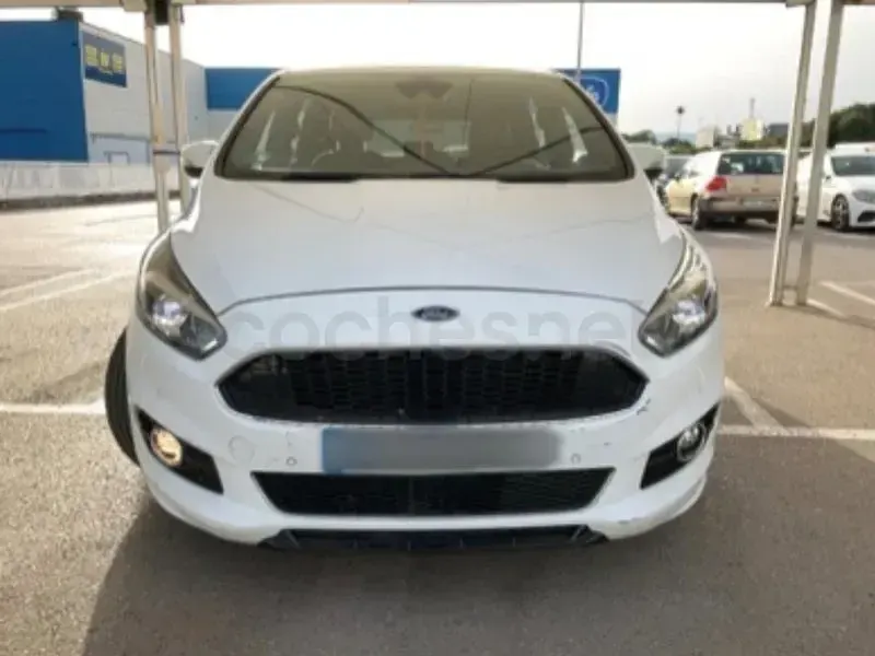 Usado Ford S-MAX ST-Line 150 CV (110 kW) 2018 Blanco Monovolumen