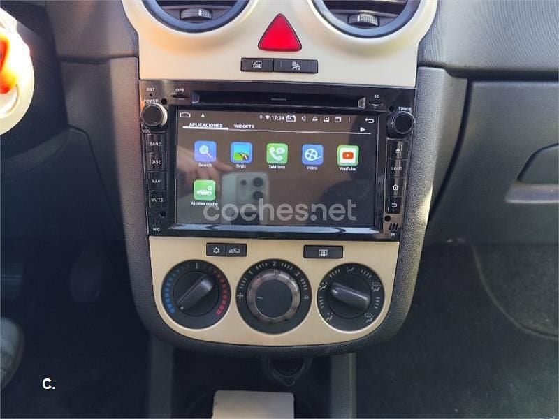 Rojo Usado 2010 Opel Corsa Essentia Berlina | 3600 € (Precio justo) - Imagen 1/4