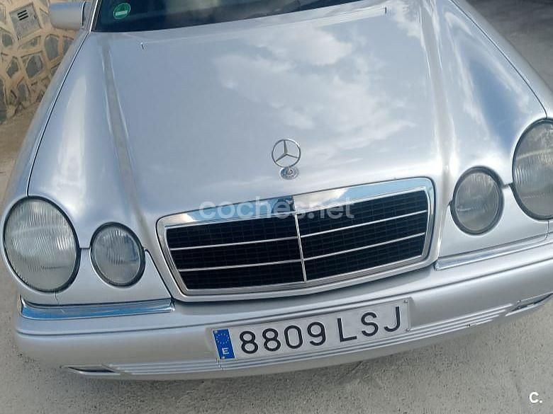 Occasion Mercedes E230 Elegance 150 PK (110 kW) 1996 Grijs Stationwagen