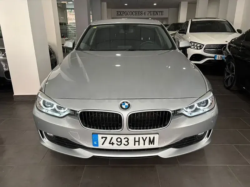 Usado BMW 320 Sport Line 184 CV (135 kW) 2014 Gris / plata Berlina