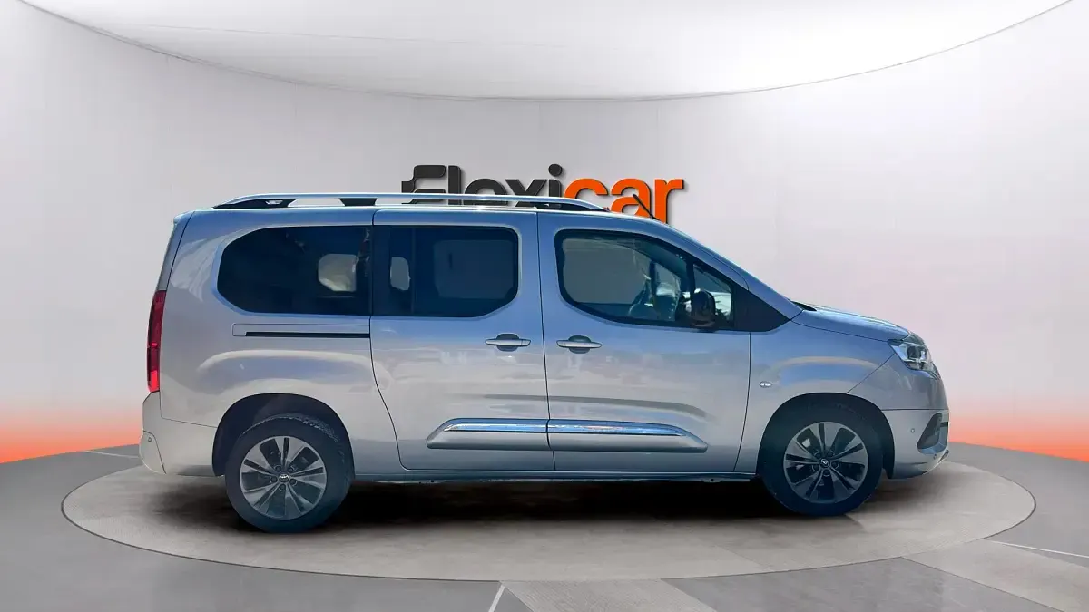 Usado Toyota Proace Verso City 131 CV (96 kW) 2022 Gris Familiar