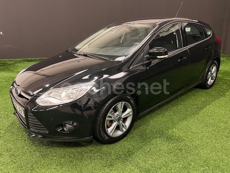 Negro Usado 2015 Ford Focus Titanium Berlina | 8999 € (Buen precio) - Imagen 1/4