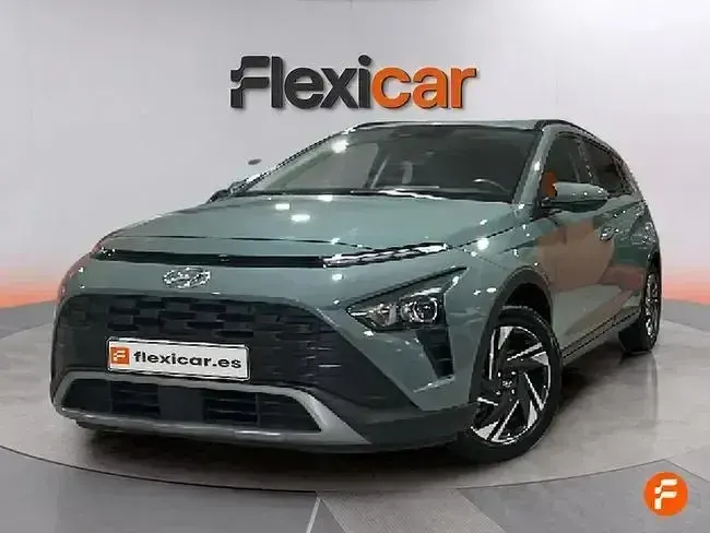 Usado Hyundai Bayon 84 CV (61 kW) 2023 Verde SUV