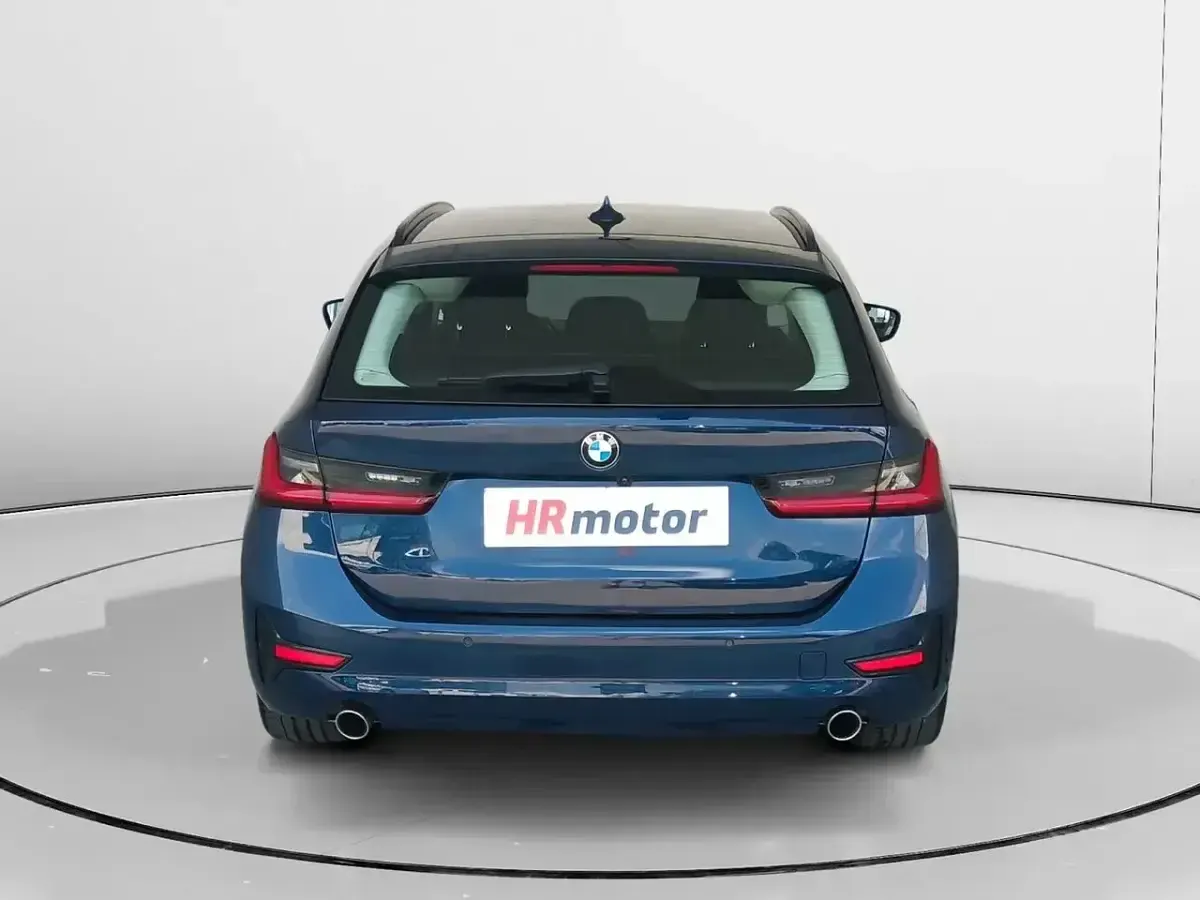 Usado BMW 318 Shadowline 150 CV (110 kW) 2020 Azul Familiar