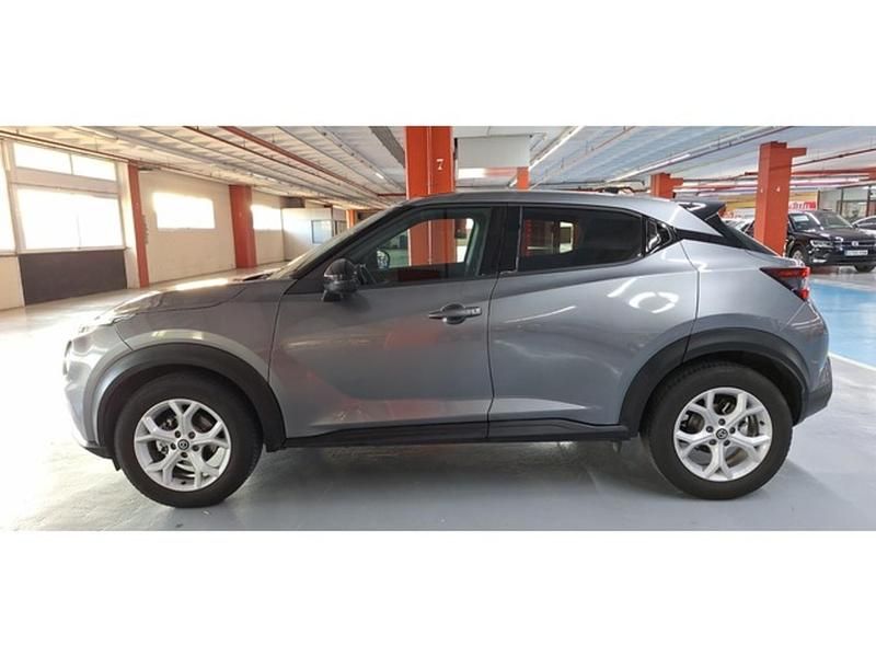 Usado Nissan Juke N-Connecta 114 CV (83 kW) 2022 Gris SUV