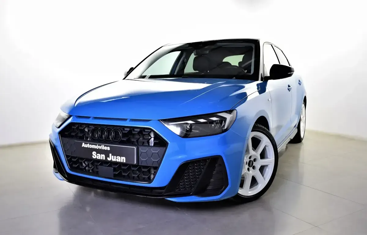 Usado Audi A1 Sportback S-Line 116 CV (85 kW) 2018 Azul Utilitario