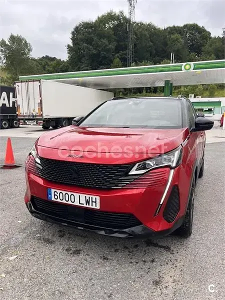 Usado Peugeot 3008 GT 130 CV (95 kW) 2022 Rojo SUV