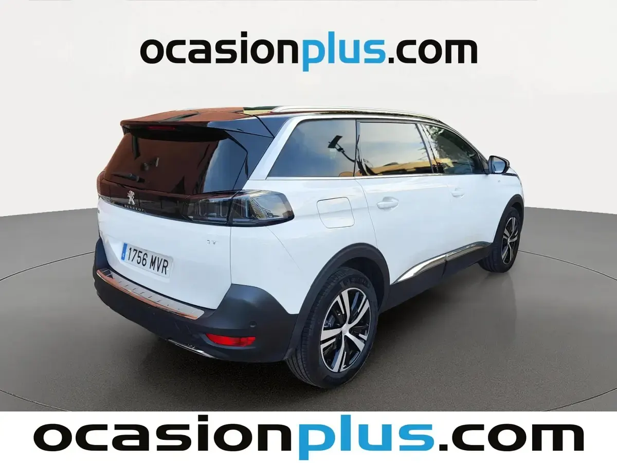 Usado Peugeot 5008 GT 136 CV (100 kW) 2024 Blanco SUV