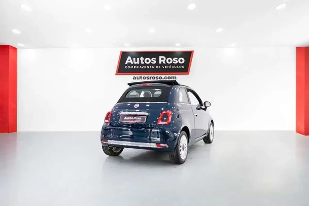 Usado Fiat 500 Dolcevita 69 CV (50 kW) 2021 Azul Descapotable