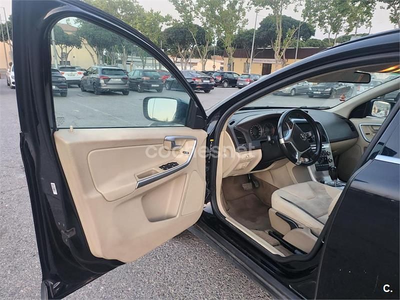 Usado Volvo XC60 Momentum 163 CV (119 kW) 2009 Gris / plata SUV